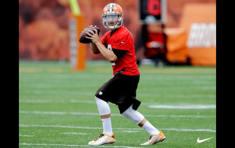 ''Johnny Football'' es reconodio por ser el primer jugador en llevarse el trofeo Heismann. Twitter: @JManziel2. ESPECIAL /