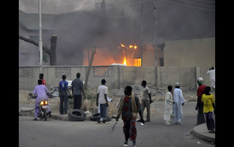 Boko Haram ha atacado en semanas recientes centros y bares donde la población disfruta de los partidos. ARCHIVO /