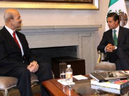 Enrique Peña Nieto se reúne con Fausto Vallejo en la Residencia Oficial de Los Pinos. NTX /