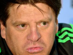 Miguel Herrera afirma que su equipo buscará salir con el triunfo ante Croacia. AFP /