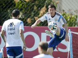 La Albiceleste ya se prepara para su juego con la Selección de Irán este sábado. AP /