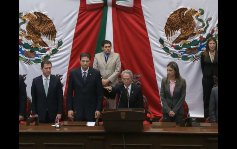 Salvador Jara Guerrero fue elegido por 38 votos a favor, dos diputados se abstuvieron. SUN /