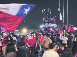 Los fanáticos chilenos se comportaron de forma modélica en su país (en la foto), pero un pequeño grupo en Brasil dio la 'mala' nota. EFE /