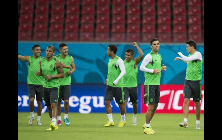 Los jugadores realizaron disparos a puerta en busca de encontrar más certeza frente al marco rival. MEXSPORT /