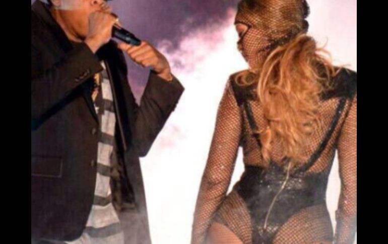 Beyoncé le roba el show a Jay-Z, durante su concierto en Miami. ESPECIAL /