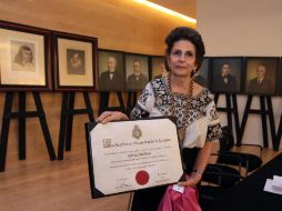 La escritora Silvia Molina, antes de dar su discurso de bienvenida a la Academia Mexicana de la Lengua. NTX /