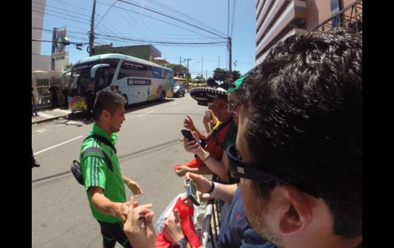 ‏Oribe Peralta complace a aficionados tanto mexicanos como brasileños: Foto: ‏@AlbertoTorresT. SUN /