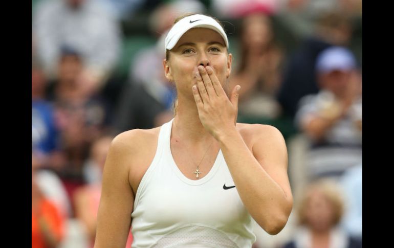 La rusa de 27 años se coloca en la siguiente ronda de Wimbledon sin complicaciones. AFP /