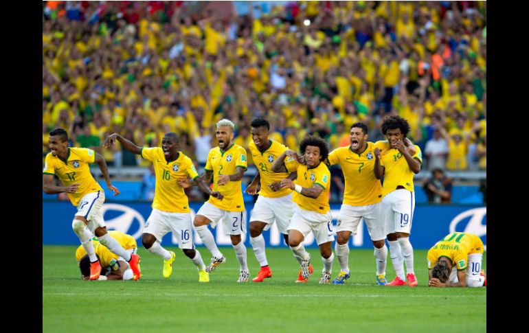 Brasil sufre, pero logra su pase a cuartos de final del Mundial de futbol. MEXSPORT /