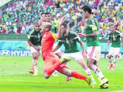 Para la posteridad. 'Robben evidentemente forzó el penal', afirmó al final del partido el entrenador holandés Louis Van Gaal. AP /