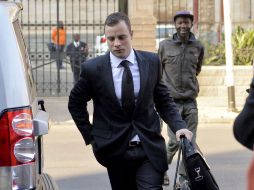 Los expertos solicitados por la corte señalaron que Pistorius no sufría ningún trastorno mental cuando asesinó a Reeva Steenkamp. AP /