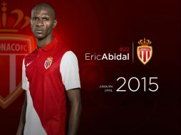 De esta forma anunciaron en redes sociales la firma de Abidal. Twitter: @AS_Monaco. ESPECIAL /