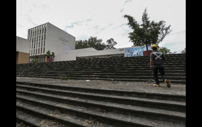 Las explosiones para demoler el edificio serán en cinco tiempos.  /