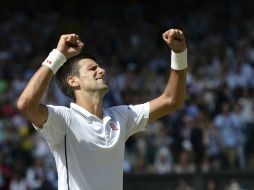 Con el triunfo, Djokovic se acerca a conquistar de nuevo el primer lugar del ranking ATP que ocupa el español Nadal. AP /