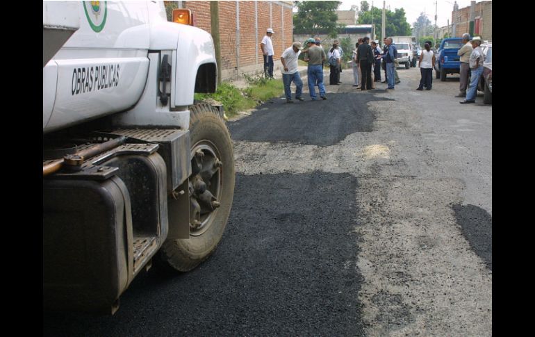 Empresas constructoras participan para la ejecución de nueve contratos de obra pública para la realización de diversas acciones. ARCHIVO /