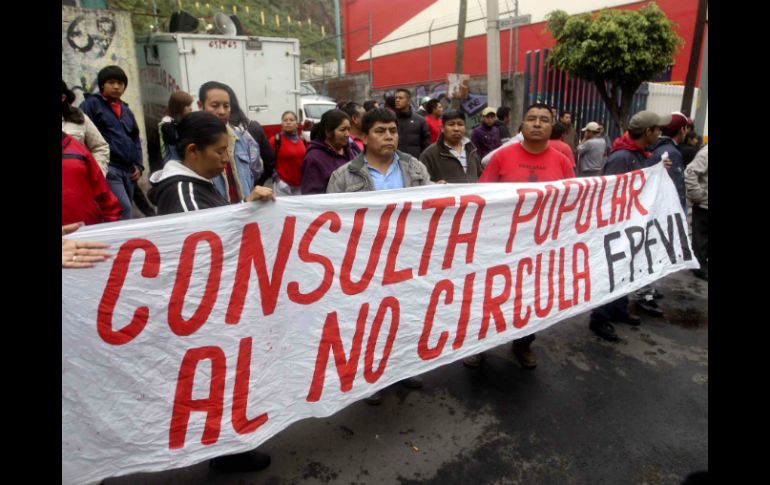 Manifestantes protestan contra las nuevas disposiciones del 'Hoy no circula' en la Ciudad de México. SUN /