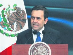 Ildefonso Guajardo dijo que las cifras son indicador de que los agentes económicos extranjeros tienen confianza en México. NTX /