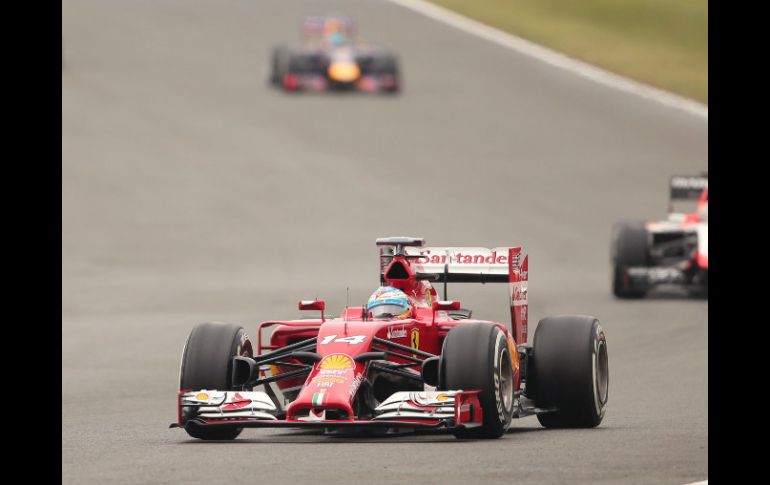 Fernando Alonso, durante la primera sesión de calificación en el Gran Premio de Gran Bretaña. AFP /