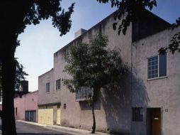 La Casa Luis Barragán recibe alrededor de mil 500 visitantes cada mes. SUN /