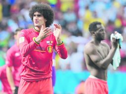 Al final del martido, Marouane Fellaini aplaudió el esfuerzo de sus compañeros, que cayeron en la ronda de cuartos de final. EFE /