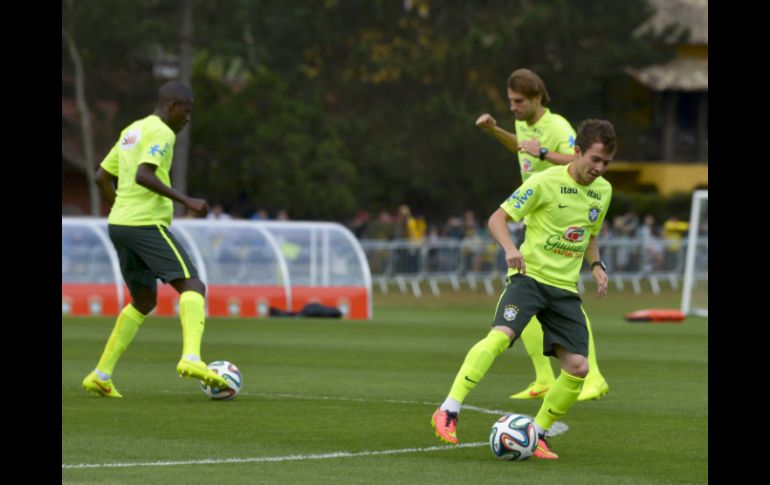 La Selección brasileña entrena para su próximo enfrentamiento contra Alemania. MEXSPORT /