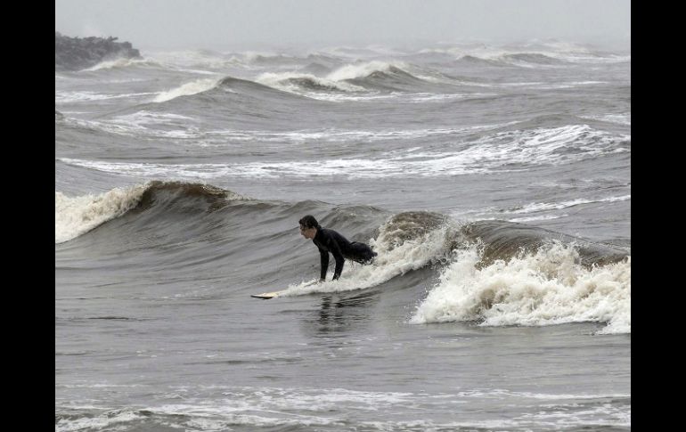 La tormenta provocó vientos de más de 110 kilómetros por hora. ARCHIVO /