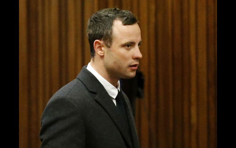 Pistorius es acusado de asesinar a su novia el 14 de febrero de 2013. AP /