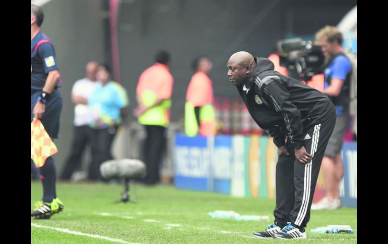 Ignorado. El entrenador de Nigeria, Stephen Keshi, en la Copa del Mundo Brasil 2014. MEXSPORT /