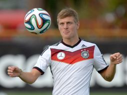 Alemania usará su playera blanca en la final de la Copa del Mundo. EFE /