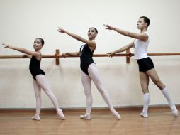 El curso cuenta con talleres intensivos de Danza, que se imparten a niños y jóvenes de 10 años de edad en adelante. ARCHIVO /