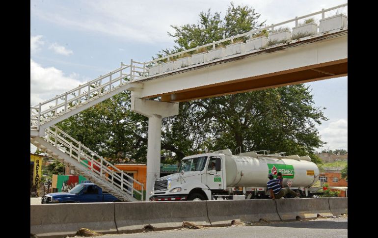 Entre los puentes que son responsabilidad del municipio seis están en el corredor de la carretera a Saltillo. ARCHIVO /