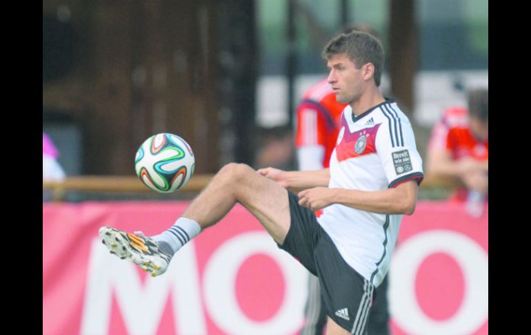 Thomas Müller en el estadio de Santo André. EFE /