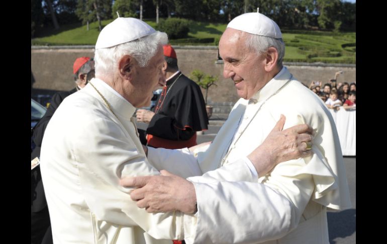 Medios especulan que ambos Pontífices se reúnan para ver el Argentina-Alemania, también conocido como ''la final de los dos Papas''. AP /