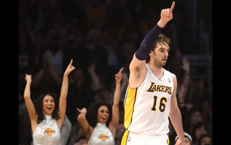 Gasol llegó a los Lakers en febrero de 2008 y disputó con ellos tres finales de la NBA consecutivas. ARCHIVO /