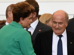 Momentos antes de la premiación la presidenta de Brasil y el jerarca de la FIFA fueron abucheados en el Maracaná. AFP /