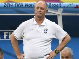 Luiz Felipe Scolari, deja el cargo después de la desastroza actuación que tuvo la Selección brasileña en el Mundial. ARCHIVO /