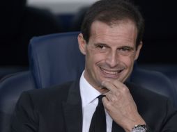 Allegri llega de manera rápida tras la repentina salida del banquillo de Conte. AP /