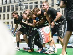 De esta manera celebraron los campeones del mundo, causando polémica. AFP /