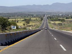 ''Tenemos los caminos para llegar a las playas en óptimas condiciones'', asegura el director de Infraestructura Carretera de la SIOP. ARCHIVO /