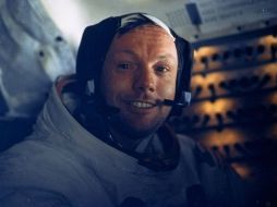 Armstrong, quién murió en 2012, fue el primer hombre que caminó en la Luna. AP /