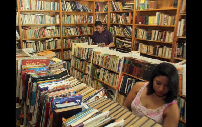 Según la Encuesta Nacional de Hábitos y consumo Culturales Jalisco 2011 seis de cada 10 jaliscienses nunca han pisado una librería.  /