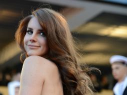 Lana del Rey declara que el trabajo artístico que realiza lo hace pensando sólo en ella. ARCHIVO /