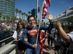 Los admiradores disfrutan de la convención Comic-Con en San Diego. EFE /