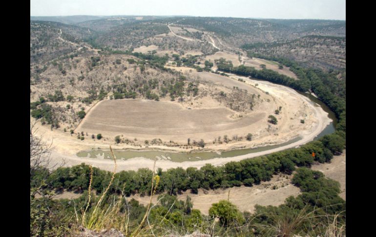 Afirman que sólo la ciudad de León será abastecida en la primera etapa de la presa que recibirá 500 litros por segundo. ARCHIVO /