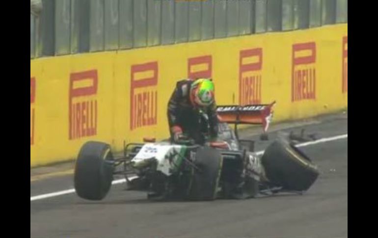 Sergio aceptó haber perdido el auto y ofreció disculpas a Force India. Twitter: @TheBestFormula1. ESPECIAL /