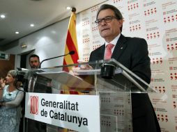 Artur Mas, presidente regional de Cataluña, opina que los catalanes tienen que asumir en las urnas la decisión de su futuro político. EFE /