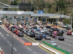 A partir de hoy, los automovilistas deberán obtener la nueva tag IAVE-Capufe. ARCHIVO /