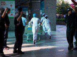 Los heridos son trasladados a hospitales en Kunshan y en la cercana ciudad de Suzhou. AFP /