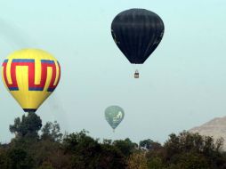 Cada paseo en aeronave va de dos mil 200 pesos hasta seis mil por persona. ARCHIVO /