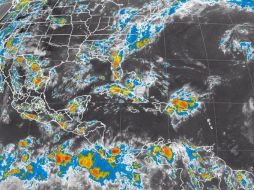 La tarde de este sábado el centro del fenómeno se ubicaba 120 kilómetros al este de Santo Domingo. Tomada de @Conagua_clima. ESPECIAL /